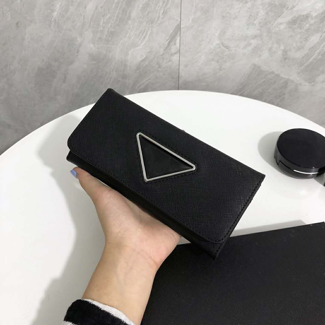 

Designer Long Purses Wallets Card Holders Pillow Shape Cowhide High Quality Change Bags Fashion and Business Style Zipper Pocket Triangle with Box PD20092801, Pink