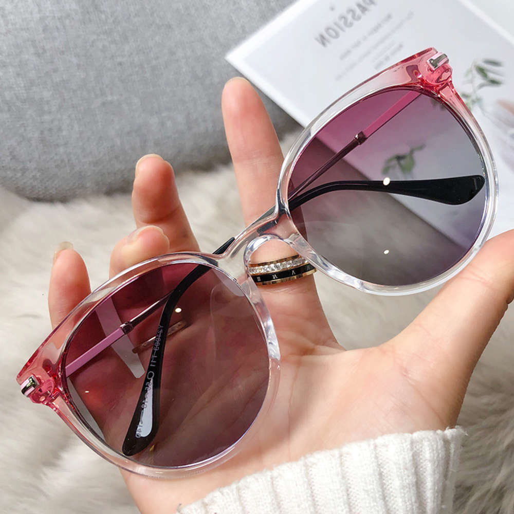 

large frame round sunglasses women's Korean glasses fashion avant garde Polarized Sunglasses 21003, White;black