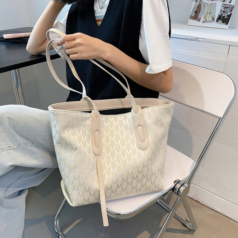 

Designer handbag Louisbags_18 Saddle bag Felicie marmont Onthego Mini Backpack purse Dingdanduoduo888 marc Snaps Bags d ins la akend P 0ONX