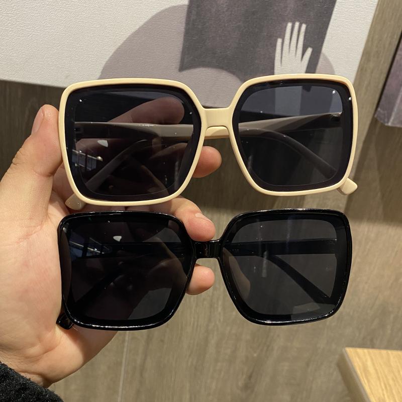 

Sunglasses Black Gradient Square Women Oversized Sun Glasses Female Fashion Brand Design Mirror UV400