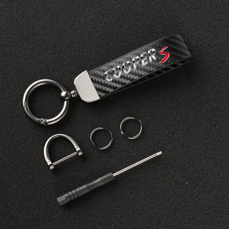 

Keychains Carbon Fiber Car KeyChain 360 Degree Rotating Horseshoe Key Rings For MINI Cooper S R56 R55 R60 R61 F54 F55 F56 F57 F60 Coopers
