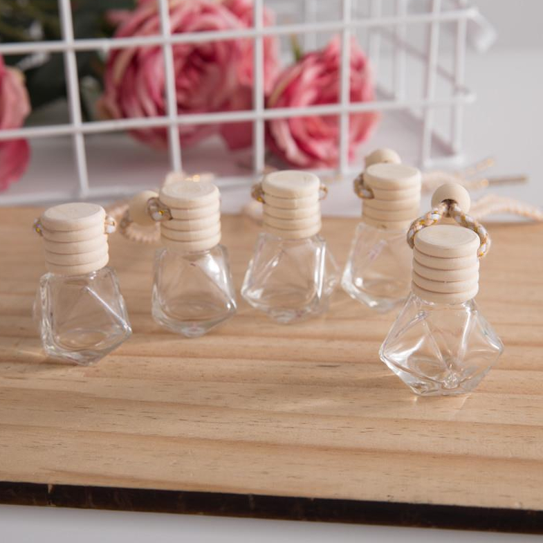 

Hanging Glass Bottle For Essential Oils Air Freshener Container Crystal Glass Perfume Pendant Car Perfume Empty Bottle DLH454