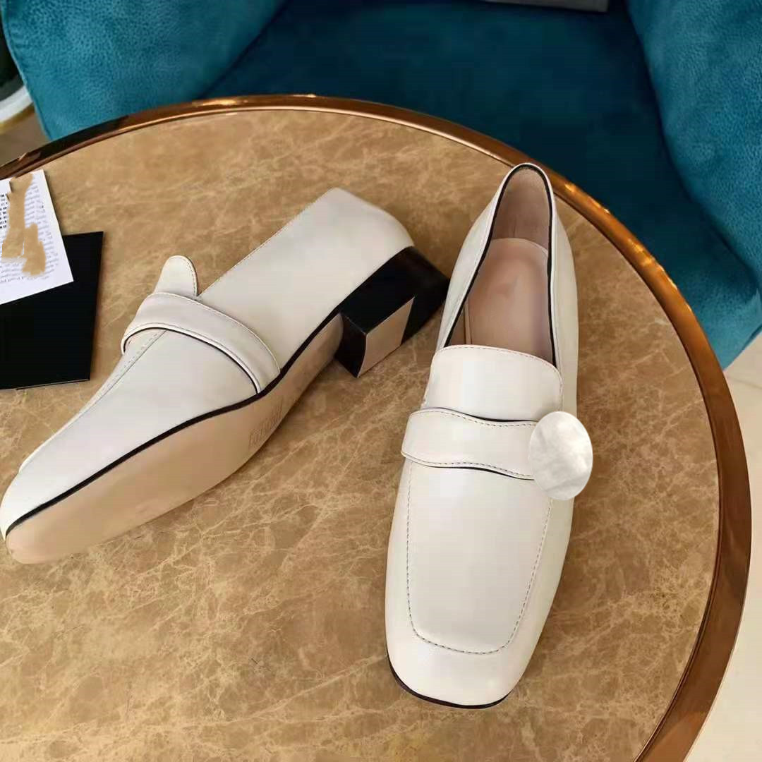 

2021 designer fashion women's single shoes high heels leather material metal buckle accessories size 35-42, Black