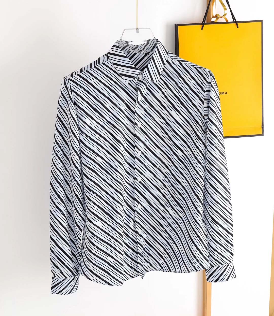 

Mens Designer Shirts Brand Clothing Men Long Sleeve Dress Shirt Hip Hop Style High Quality Cotton 2021New Arrival 114, Black