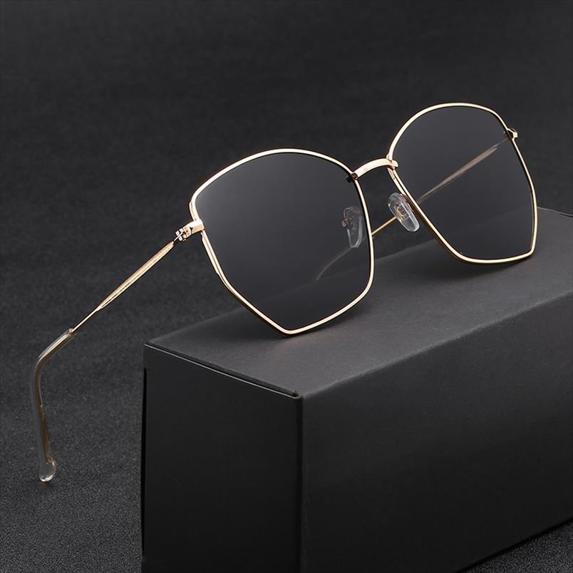 

vintage women square metal sunglasses classic outdoor anti reflective mirror glasses trend men sun uv400, White;black