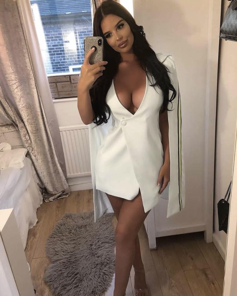 

Casual Dresses Women Red White Long Flare Sleeve Mini V-neck Fashion Dress Top Quality Club Party Carpet, Black