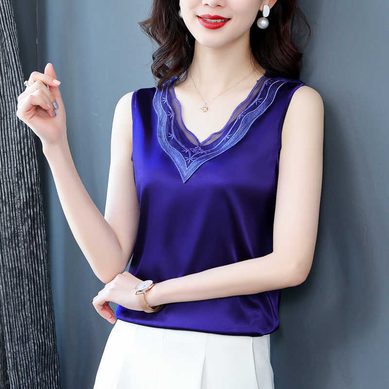

Korean Silk Women Tops Woman Satin Tank Top Women Elastic Lace Halter Top Plus Size 4XL Woman Sleeveless Silk Top Basic Tees 210604, Champagne