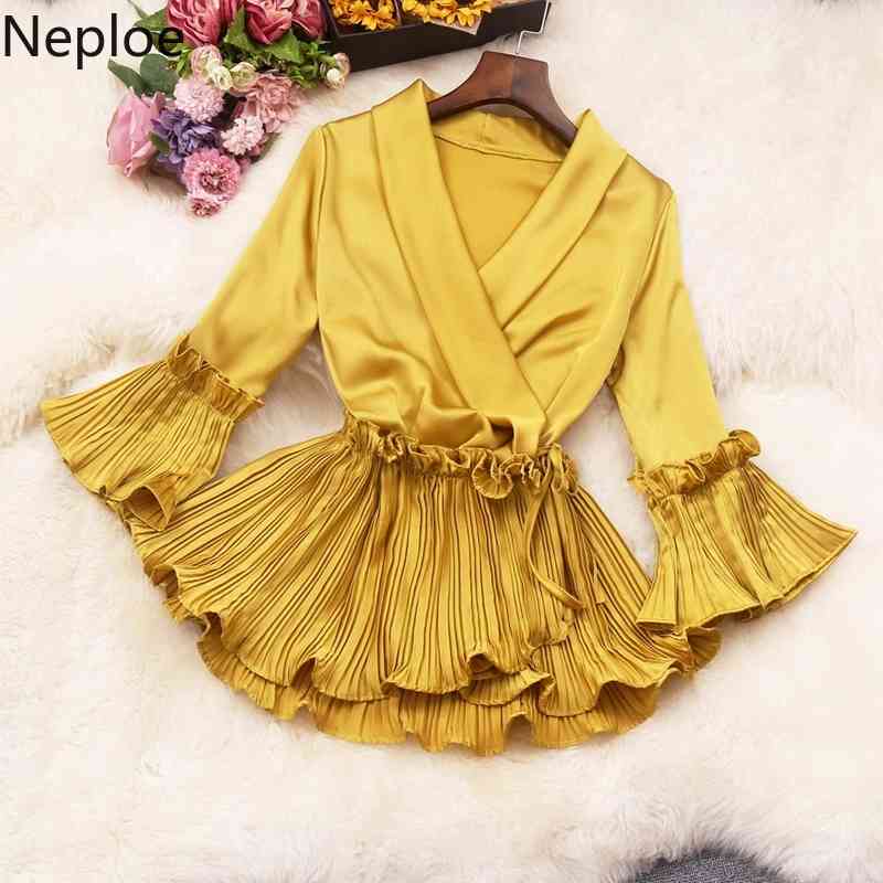 Neploe Chic Blouse Women V-neck Flare Sleeve Blusas Mujer Ruffles Pleated Shirts Slim Lace Up Chiffon Elegant Blouses Tops 210422