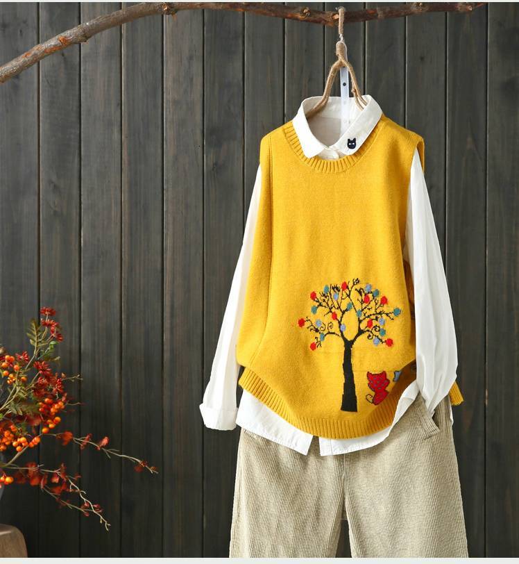 

Women's T-Shirt cats under tree kitty pattern sleeveless vest pullover sweater mori girl ZMFA, Beige