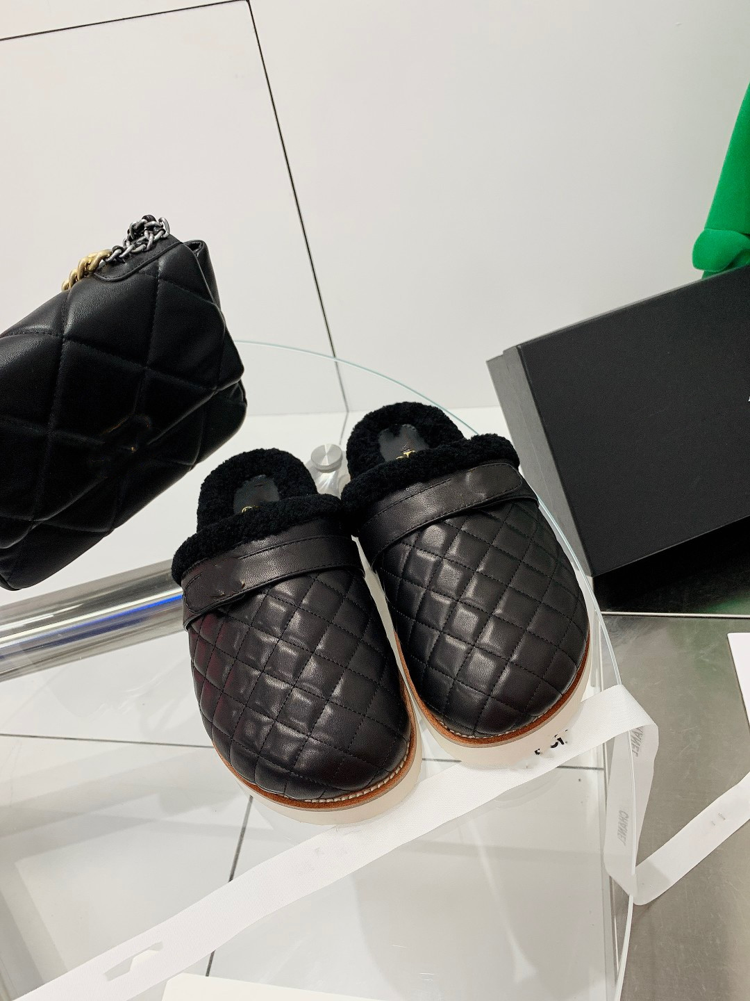 

Winter women's wool slippers classic designer lazy flat-bottomed flip flops 100% genuine leather ladies sandals suede letters cowhide m, Black