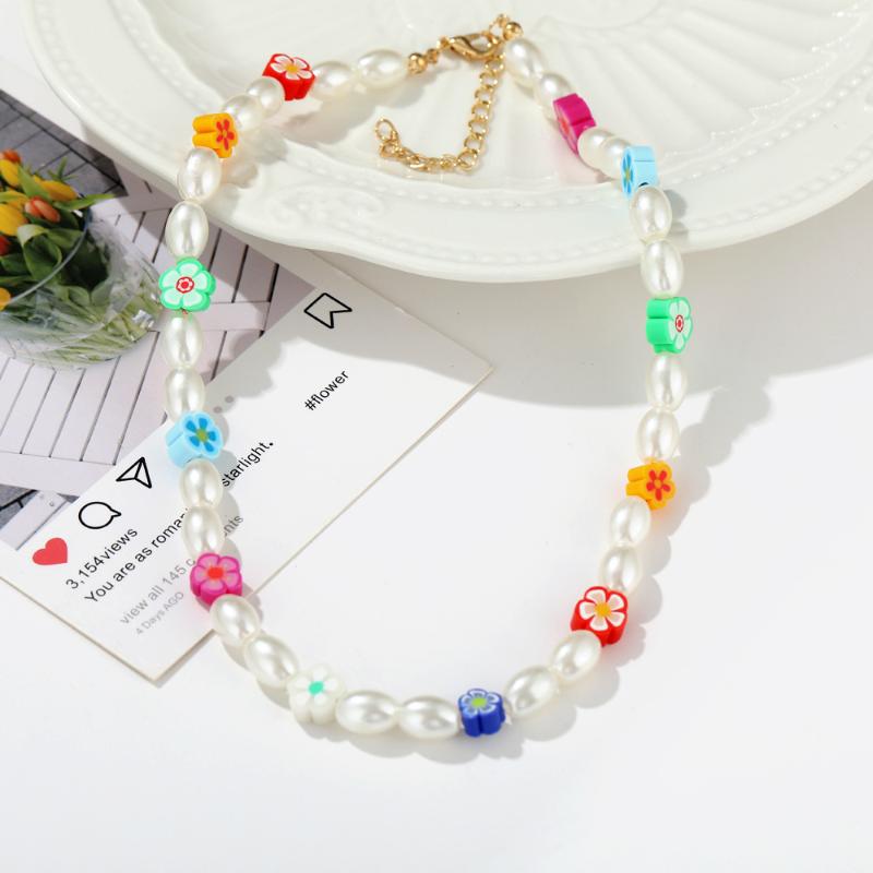 

Pendant Necklaces Fashion Trend Imitation Pearl String Rubber Flowers Necklace Fairy Exquisite Temperament Clavicle Chains Women's Jewelry