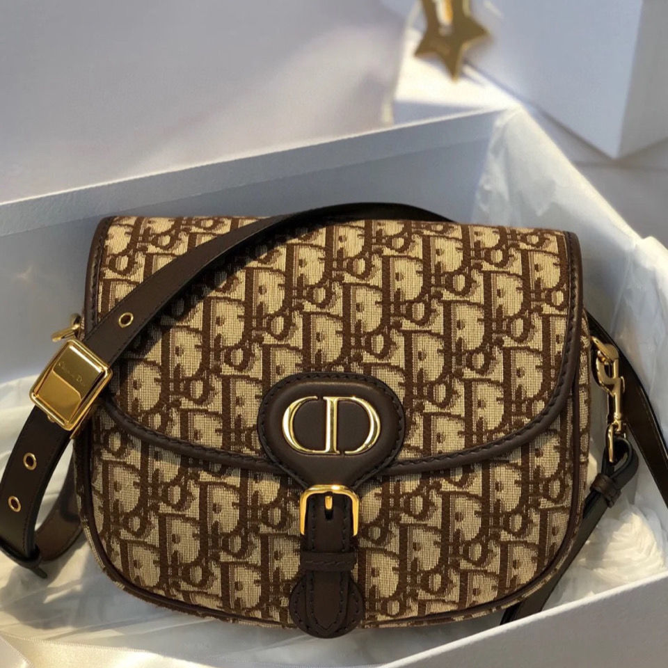 

Europe and the United States 2021 new bag women's letter Bobby embroidery Montaigne Bag Handbag Shoulder Bag