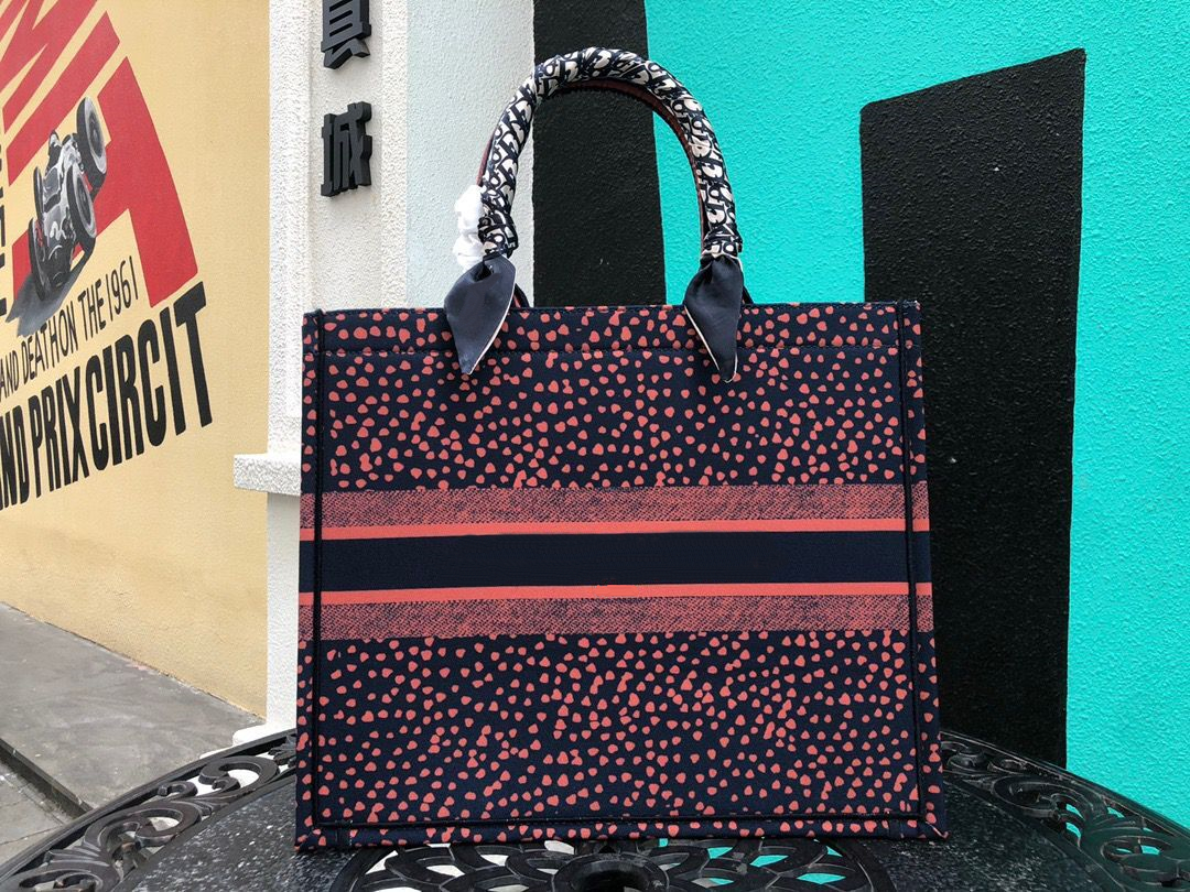 

Fashion Lady Chain Purse Handbag Famous Designers Plain Love Package Cross Body Square Shoulder Women Totes Top Quality Interior Zipper Pock, Red;black