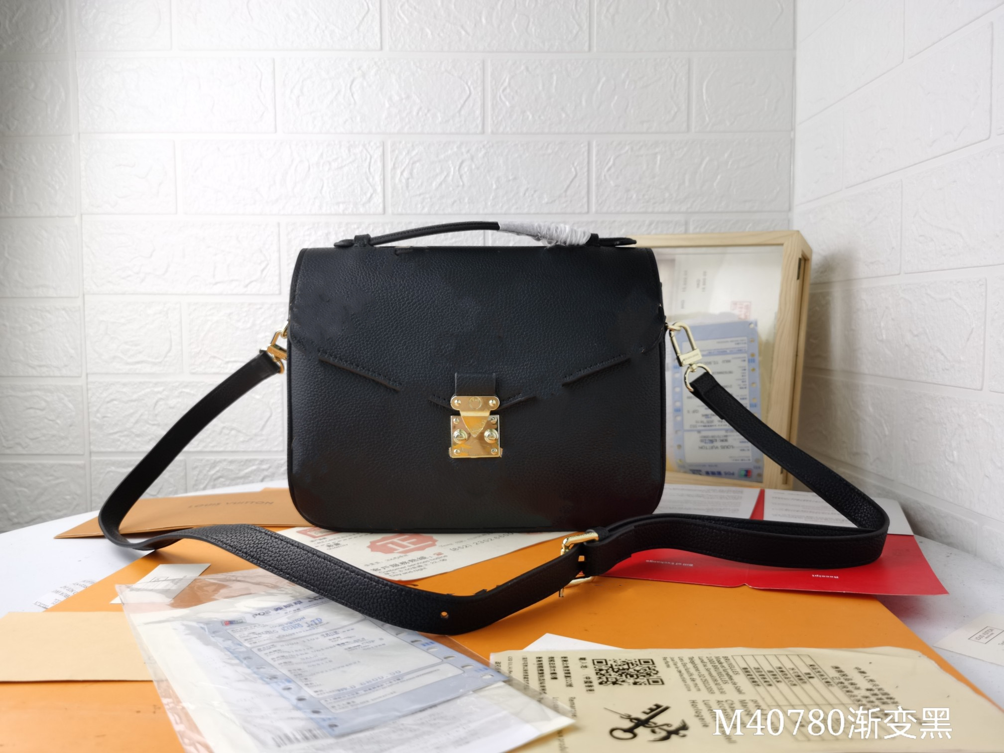 

Vintage Pochette Metis Messenger Shoulder Bags Totes old flower Luxurys Handbags Famous Brand Men and Women Fashion Shopping Crossbody Bag Designers Purses Wallet, Black