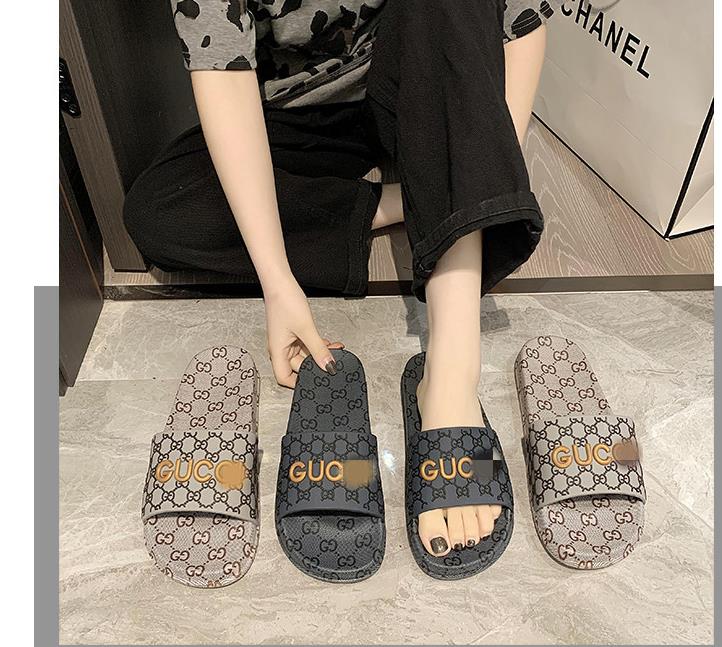 

2021 Fashion slide sandals slippers for men women WITH ORIGINAL BOX Hot Designer unisex beach flip flops slipper BEST QUALITY, Black