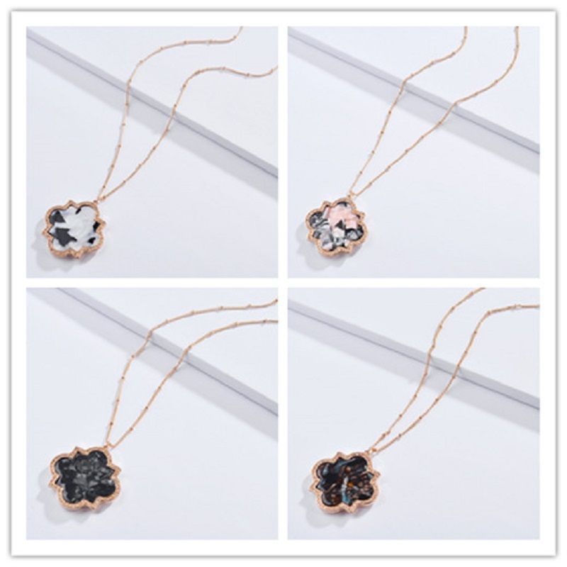 

Pave Crystals Acrylic Resin Quatrefoil Neckalces for Women Moroccan Pendant Jewelry