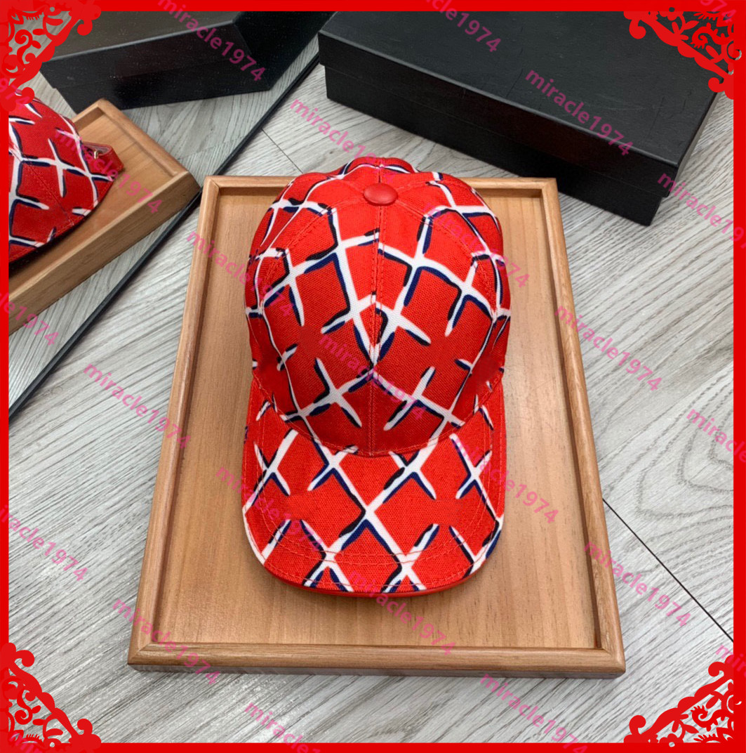 

Designer Mens Baseball Caps Woman Brand Hats Women Casquette Sun Hat Gorras Sports Fitted Cap Designers Caps Dust Bag Card With Box Sombrero