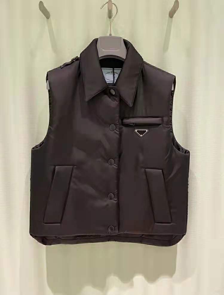 

Women Jackets Vest Down Parkas With Budge Letters Button Zippers Adjust Coat Sleeveless Tops For Lady Slim Warm Jacket Outfit Windbreaker, Black