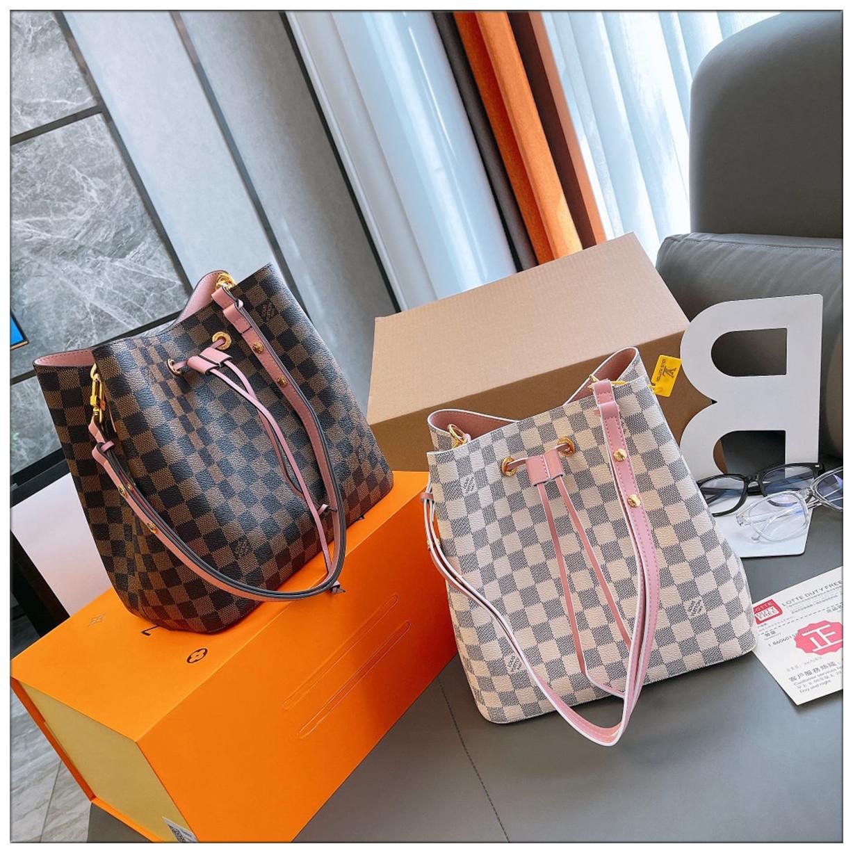 

LV LOUIS bag VITTON Women Bag Printing Drawstring Bucket Bag Ladies Retro Large-capacity shoulder Messenger Bag 2021
