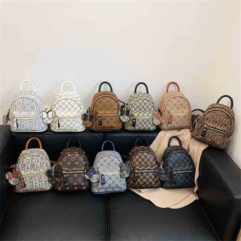 

10PCS/DHL Kids PU Leather Backpacks Designers Shoulder Bag Classic Front Pocket Side Pouch School Back Letter Grid Handbag Tote for Sports Travel G1097NBD, Me white