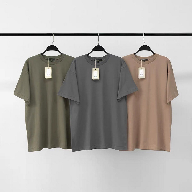 

Kaojie Kanye Season 6 Washed and Worn Short Sleeve T-shirt, White;black