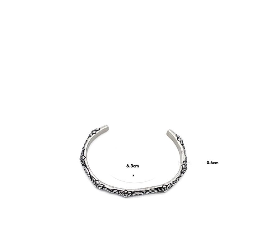 

Bangle SS21 European And American Retro Pattern Opening Couple Titanium Steel Bracelet Hip Hop Street Wild Jewelry Accessories