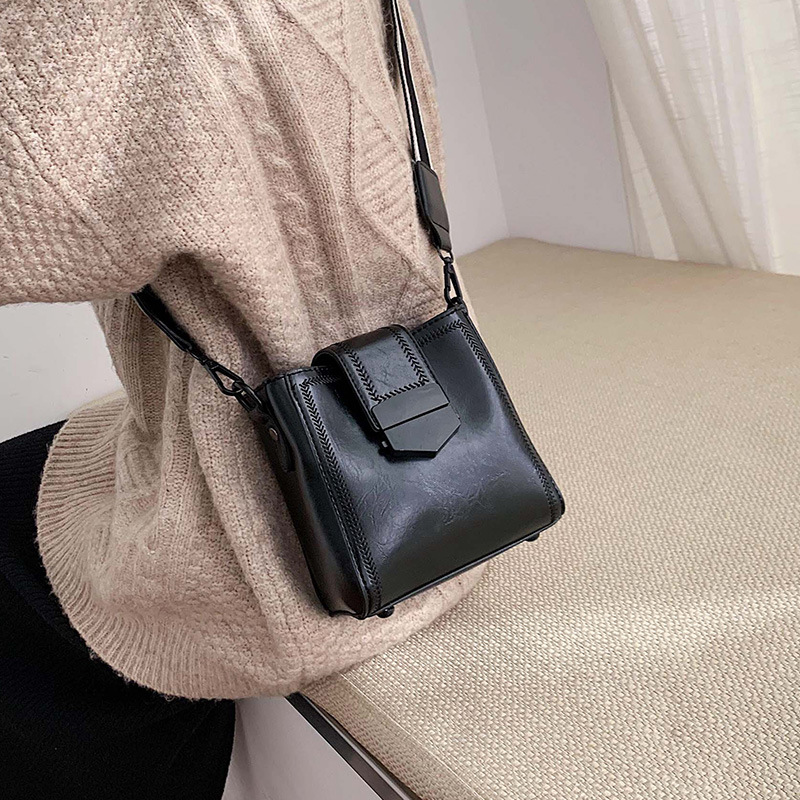 

PU Waterproof Women's Handbag Female Luxury Designer Shoulder Bag High Quality Leather Strap Crossbody Bags Clutch Bags Purse 426 Y2