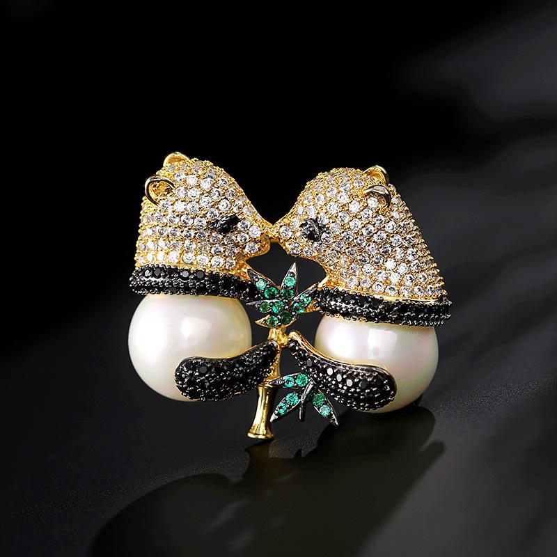 

Pins, Brooches Lovely Freshwater Pearl Panda Brooch Rhinestone Fashion Crystal Pins For Women Costume Clothes Lapel Pin Jewelry Broche