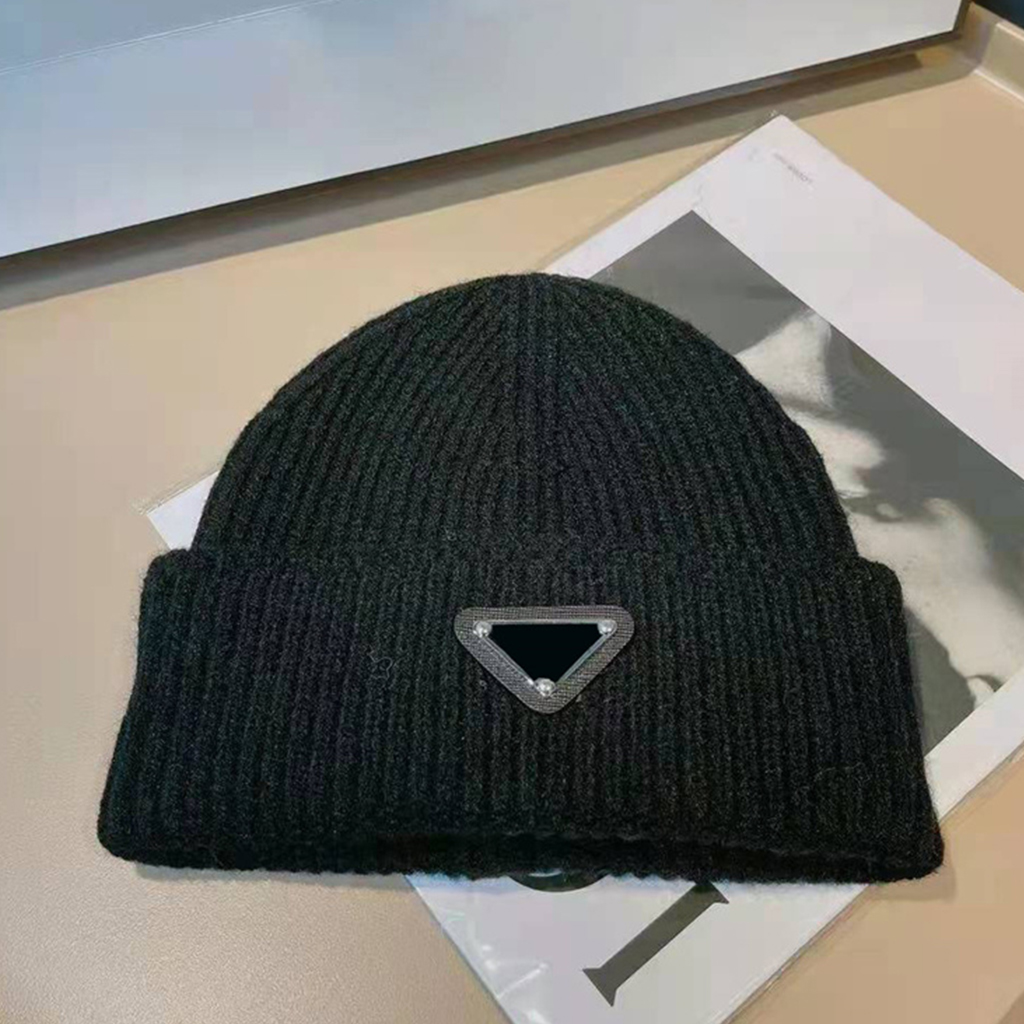 

Wholesale Designer Winter Beanie Men Women Cap Luxury Skull Hat Knitted Caps Ski Hats Snapback Mask Fitted Unisex Cashmere Casual Outdoor High Quality 16 colors, Package
