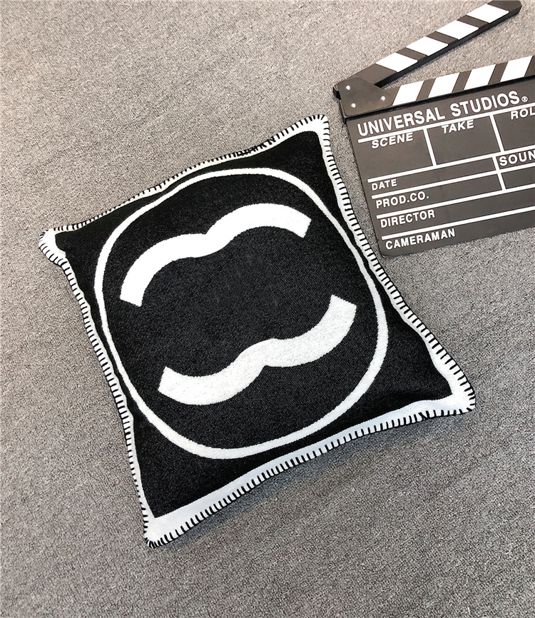 

Cashmere pillow case cushion cover Letter printed Knitted Throw Crochet Wool Plaid for Couch/Chair/Love Seat/Car Camping Festival gifts 6 colors available 2022, As pic
