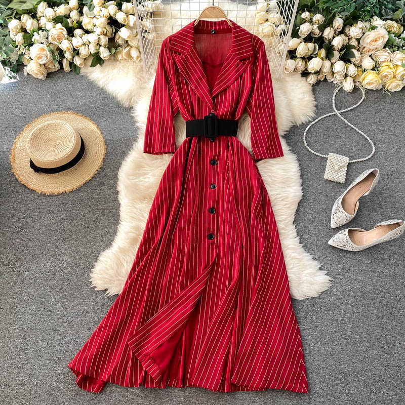 

Autumn Winter Women's Notched Collar Single Breasted Striped Long Dress Female 3/4 Sleeve Beige/Green/Red Vestidos With Sashes Y0603, Yellow