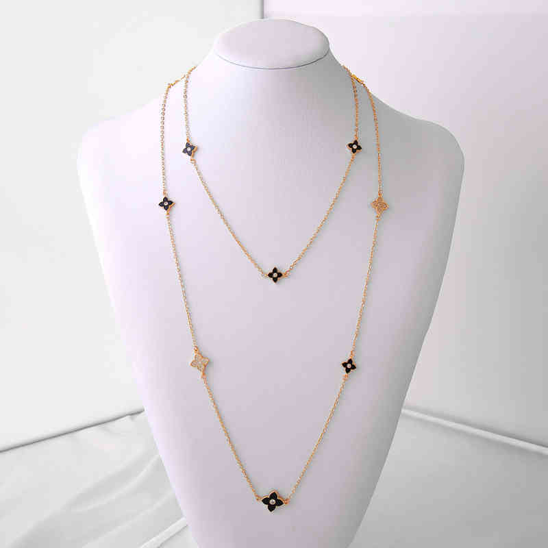 

Oyb New Four-leaf Clover Necklace Female Fashion Flower Long Sweater Chain