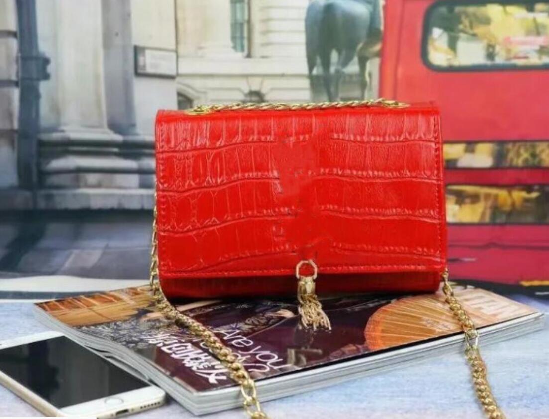 

2021 designer Fashion Classic crocodile pattern tassel crossbody bag chain hot sell new women bags handbags shoulder tote messenger, Brown