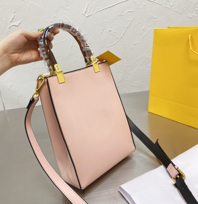 

Mobile phone bag Luxurys Designers bag Lady Fashion Totes Clutch Bags Shopping Bag Tote women fend bags Shoulder Bags 25*19cm