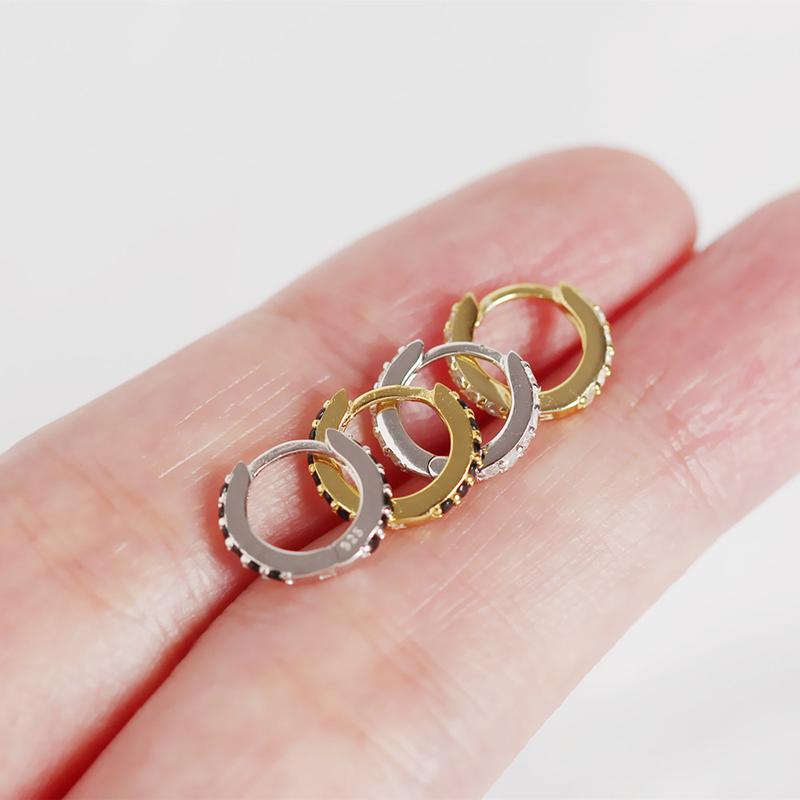 

Hoop & Huggie 8mm Clean Black Colo Cubic Zircon Hoops Earrings S925 Sterling Sliver Small Tiny Round Simple Cartilage