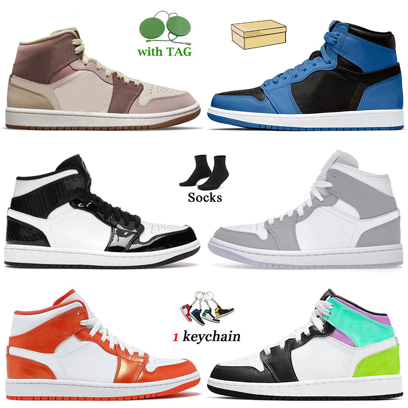 

Designer Trainers 1s Basketball Shoes Dark Pony Smoky Mauve Carbon Fiber Pastel Wolf Grey Aluminum White University Blue Bordeaux Off Women Mens Jumpman 1 Sneakers, B19 mid light smoke grey 36-46