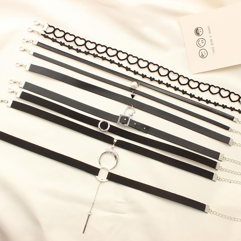 

Chokers Classic PU Leather Choker Necklace Black Belt Smooth Neck Strap Fashion Cute Chic For Women Party Jewelry Gifts