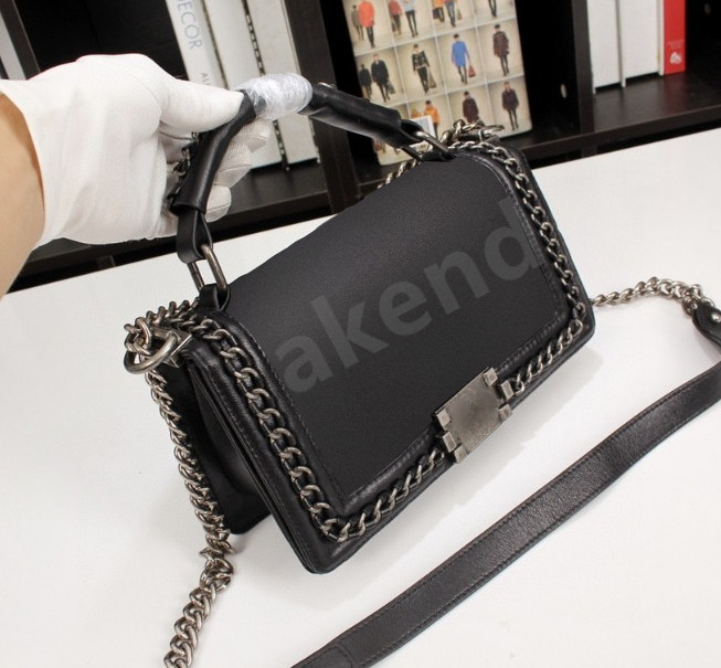 

Top quality Luxury Designer Genuine V diam Bags leather Women's men tote crossbody mylon fashion Messenger wallet Camera Cases card poc