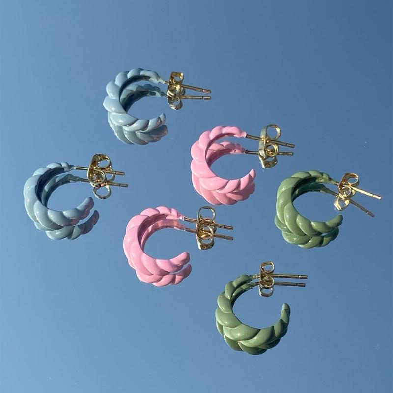 

Hoop & Huggie Thick Rope Hoops Lightweight Hypoallergenic Loop Earrings For Women Multicolor Spray Paint Dripping Flower Twist Color