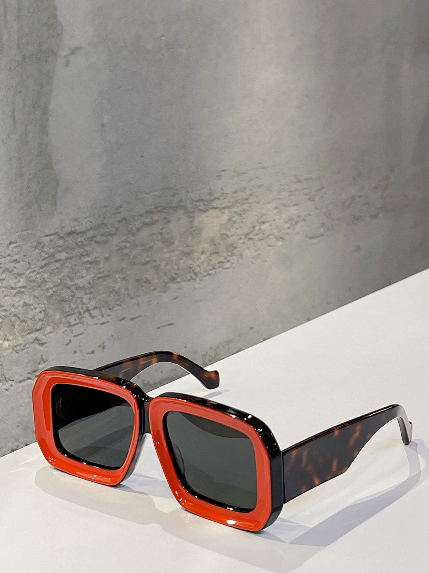 

LOE&WE LW40064U Top Original high quality Designer Sunglasses for mens famous fashionable retro luxury brand eyeglass Fashion design women glasses with box