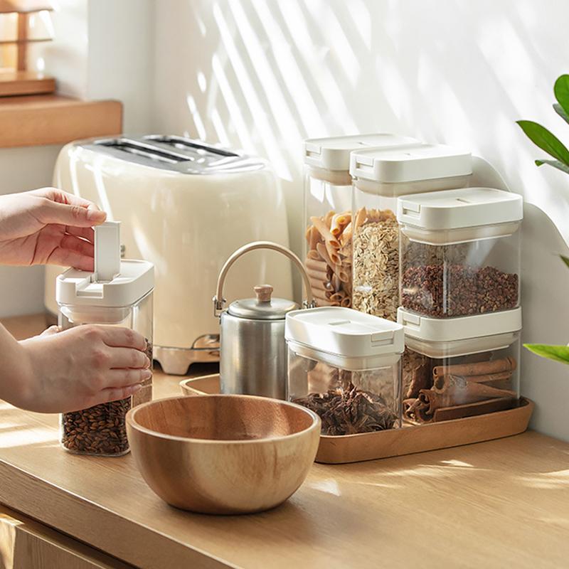 

Storage Bottles & Jars Plastic Airtight Food Container Sealing Canister With Lid Cereal Seasoning Jar Sealed Flour Tank Kitchen Supply