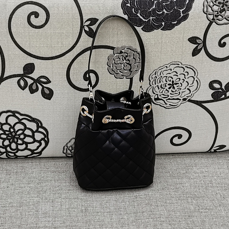 

Cassic black shopping bag eco-friendly bucket bags C fashion makeup storage case for ladies favorite vogue items VIP gifts