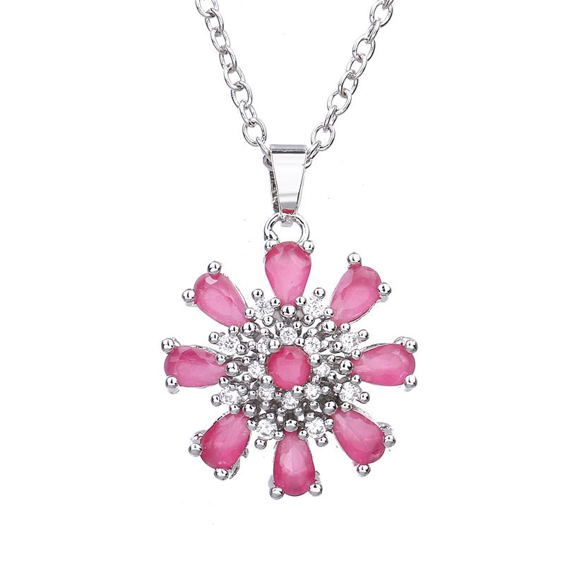 

Pendant Necklaces Bettyue Brand Charm Gothic Style Fashion White Gold Muticolor Cubic Zircon Jewelry For Woman Wedding Gifts