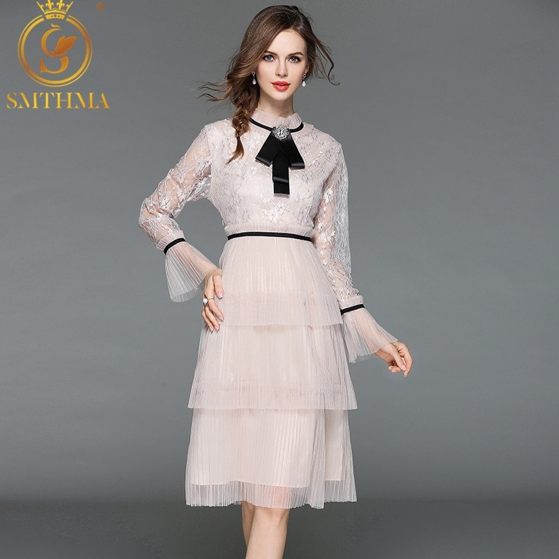 

Arrival High Quality Ruffled Flare Sleeve Hollow Lace Pleated Dress Women Mesh Patchwork Vestidos 210520, Picture color