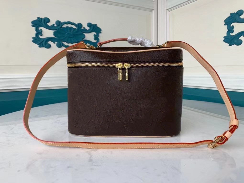 

NICE BB Vanity Case Cosmetic Bags & Cases Elegant Toiletries Bag Beauty Essentials Hidden Zipped Pocket Under The flap