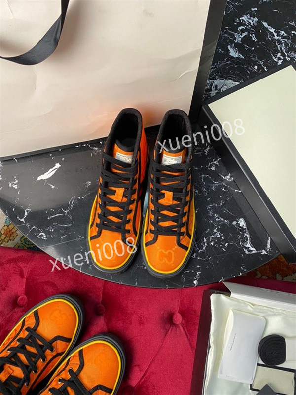 

2021 Trainer Sneaker Mens Designer Leather Shoes Trail Calfskin Luxurys Vintage Runner Trainers Mans Flats Skate Rubber Outsole Casual jg201004, Choose the color