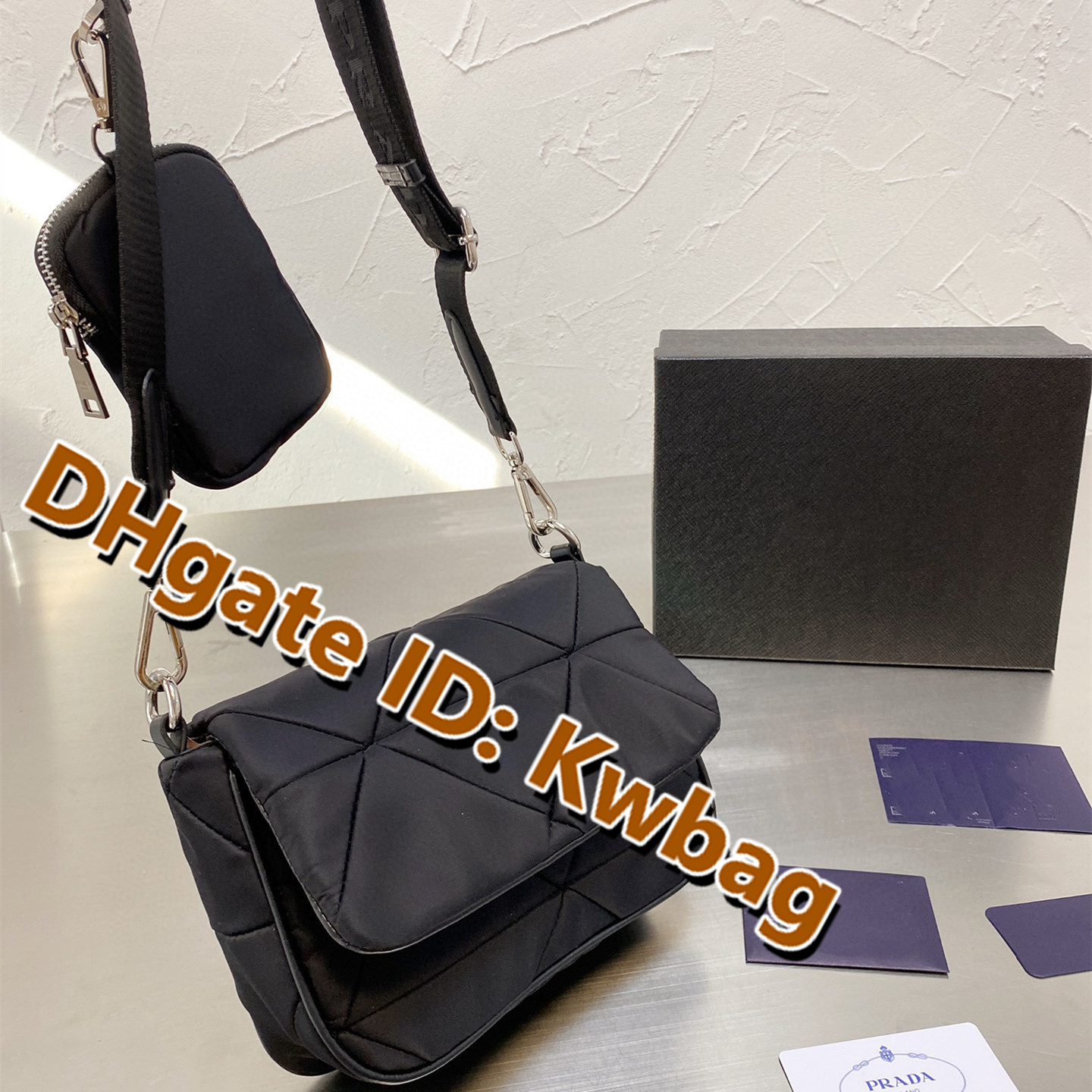 

2021 Messenger bag Shoulder BagsTop quality Waterproof Fabric Handbags Multi Pochette Vintage Casual wallet women Luxurys Designers Cross body Handbag purses, No bags