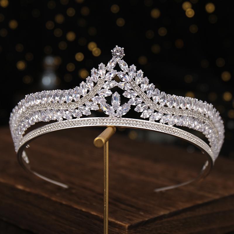 

Hair Clips & Barrettes Fashion Gold Silver Color Zirconia Tiaras And Crowns Queen Princess Diadems For Women Bride Luxury Wedding Accessorie, Golden;silver