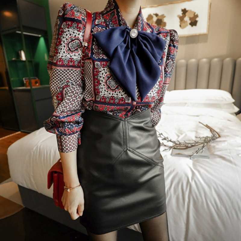 

Spring Fashion Two Piece Set Women Bowknot Turn-down Collar Chiffon Printed Blouse + High Waist PU Mini Skirts Suits Female 210526, Photo color