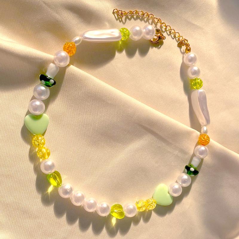 

Chains JUST FEEL Irregular Pearl Heart Mushroom Beaded Necklace For Women Transparent Crystal Beads Chain Trendy Party Jewelry